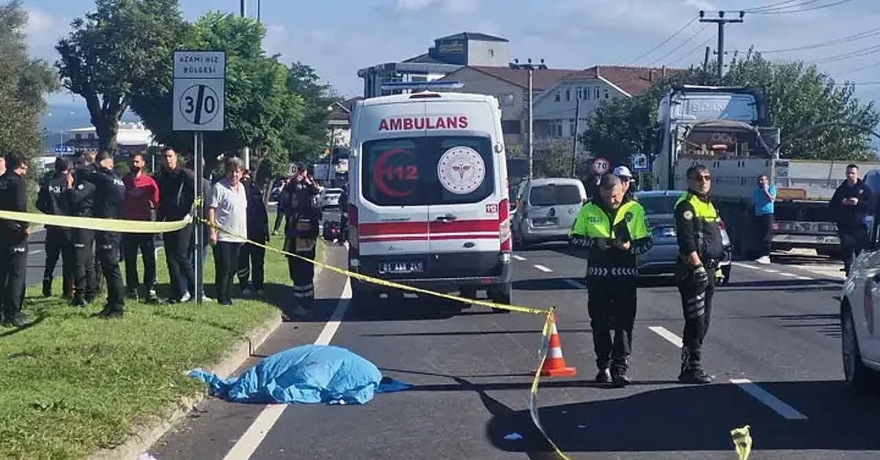 Feci kaza… Motosiklet yayaya çarptı: 2 ölü